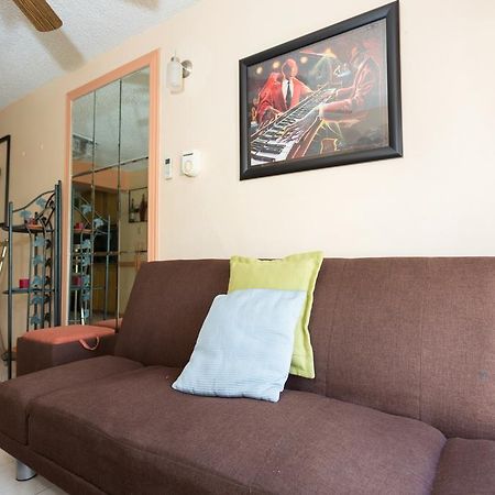 Cozy Accommodations Kingston Bagian luar foto
