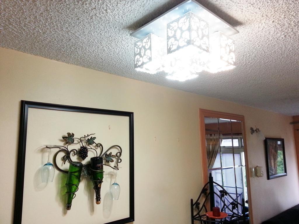 Cozy Accommodations Kingston Bagian luar foto