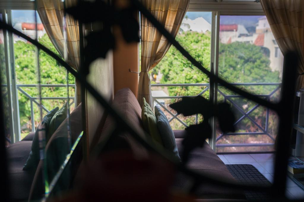 Cozy Accommodations Kingston Bagian luar foto